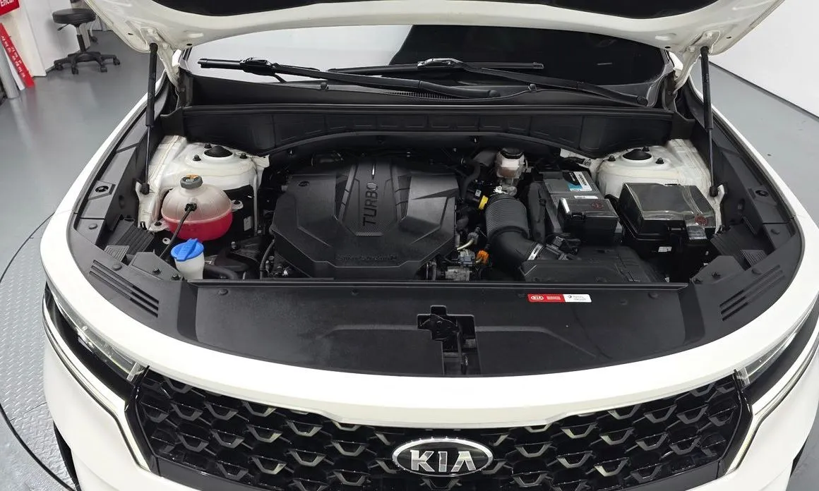 Kia Sorento — фото 5