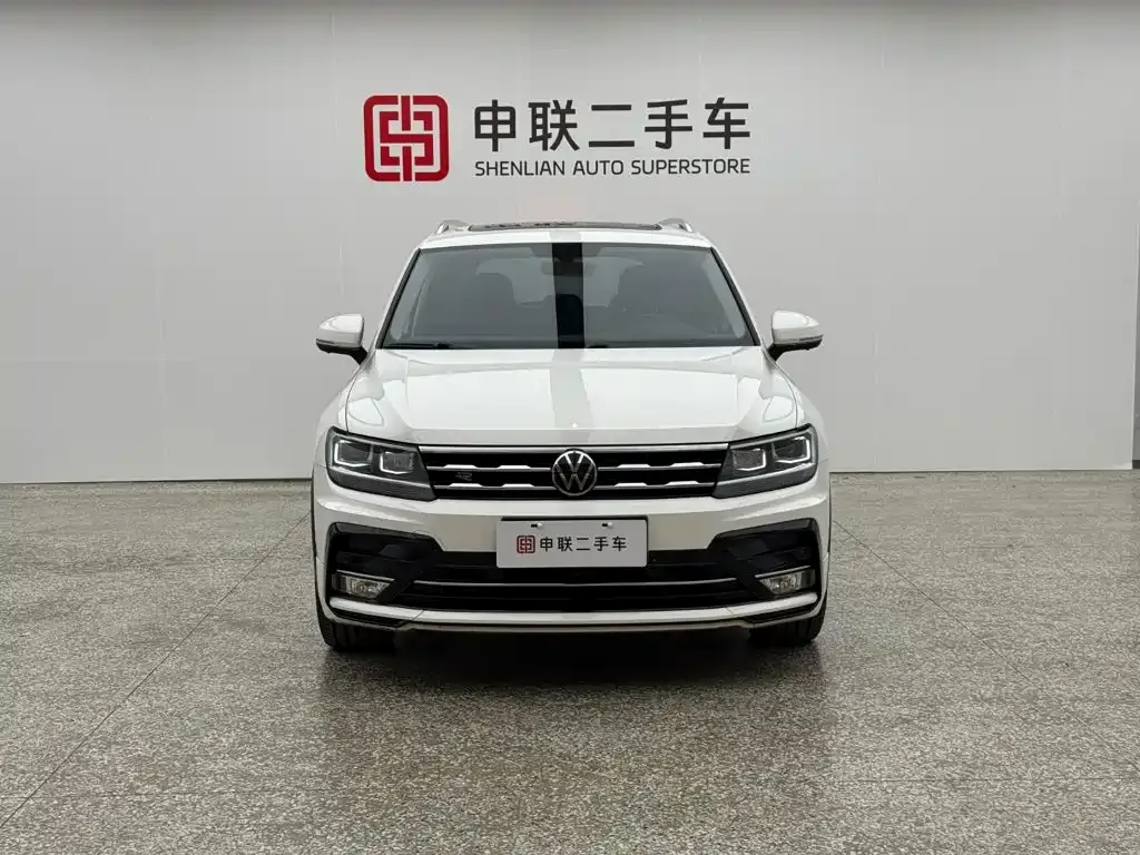 Volkswagen Tiguan L — фото 6