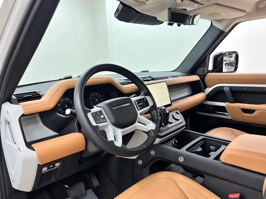 Land Rover Defender — фото 6