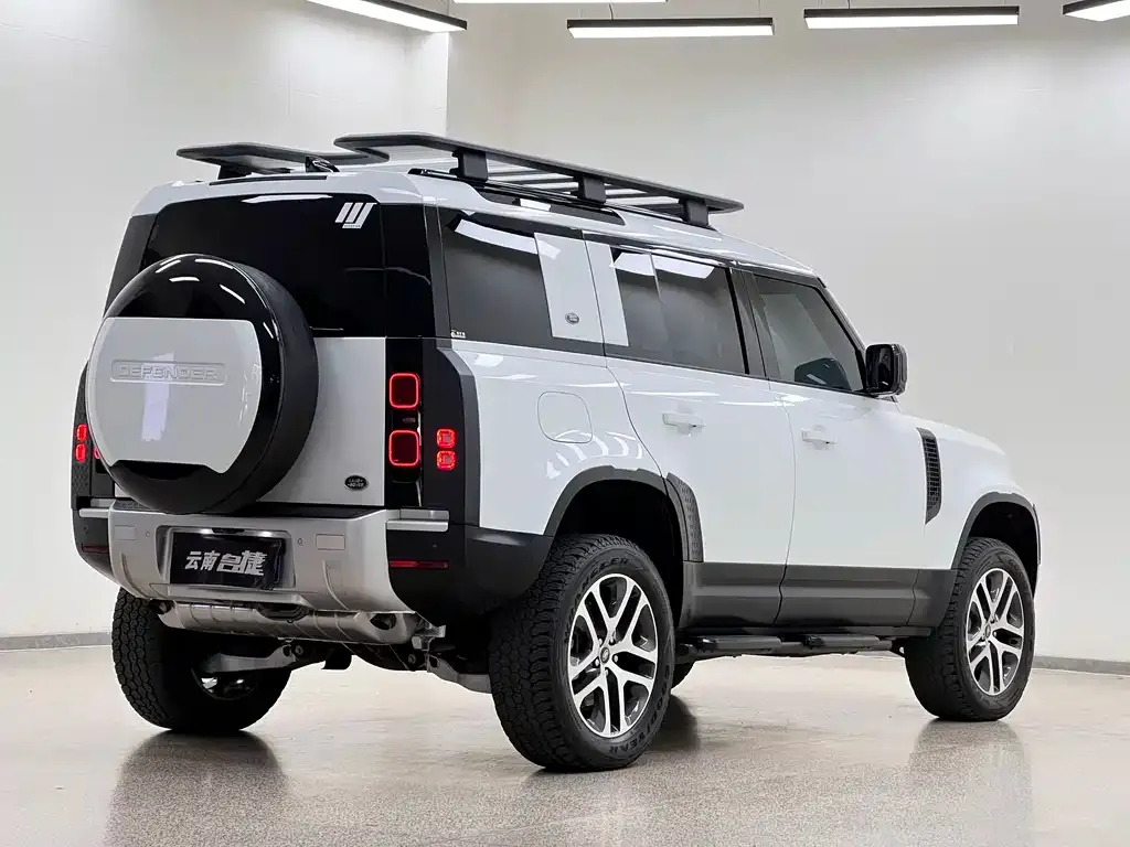 Land Rover Defender — фото 3
