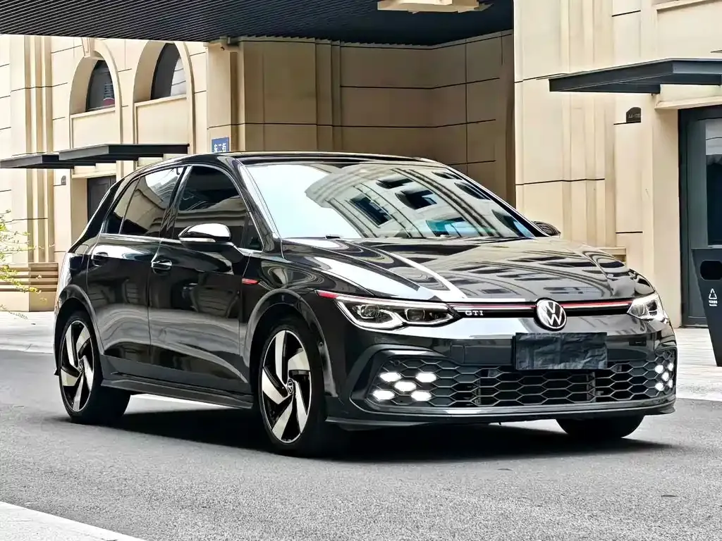 Volkswagen Golf GTI — фото 5