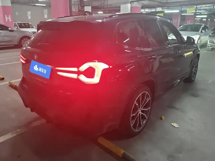 BMW X3 — фото 10