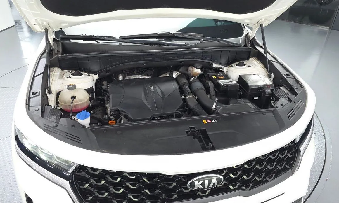 Kia Sorento — фото 5