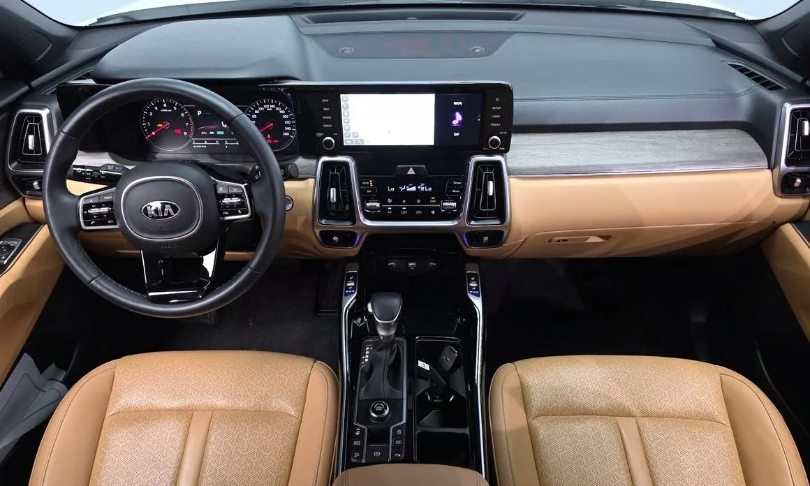 Kia Sorento — фото 8