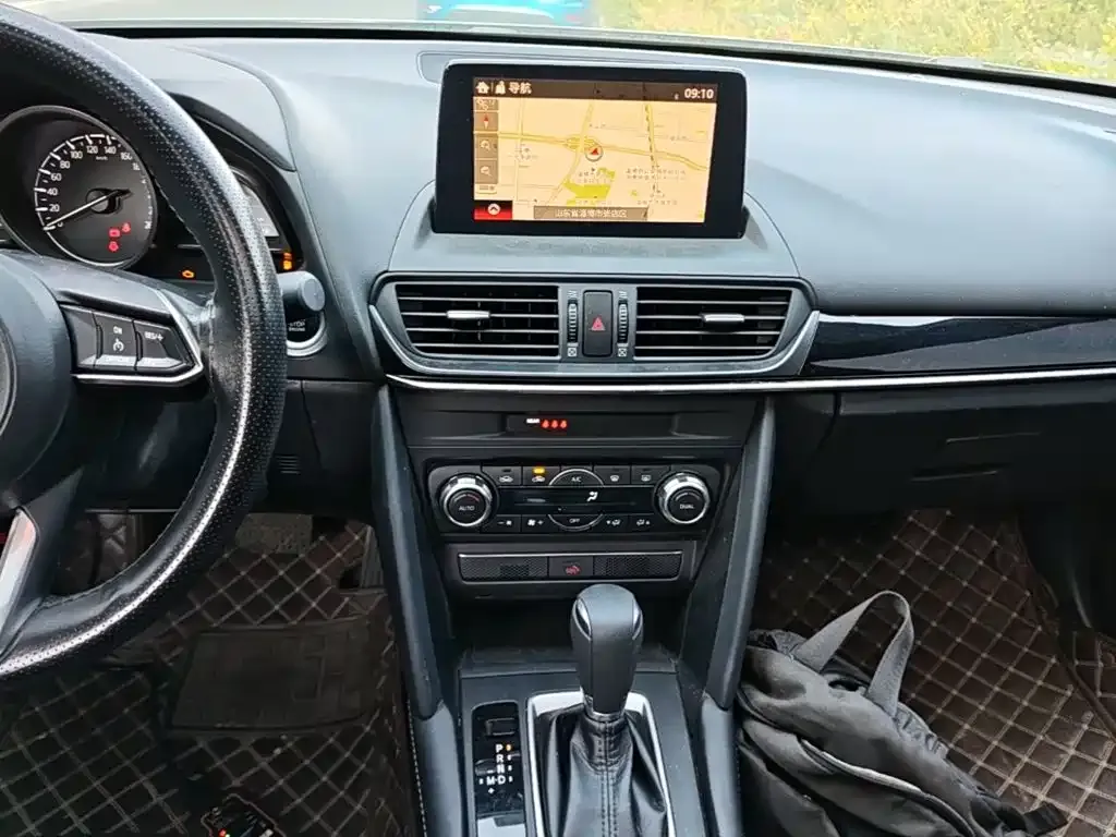Mazda CX-4 — фото 6