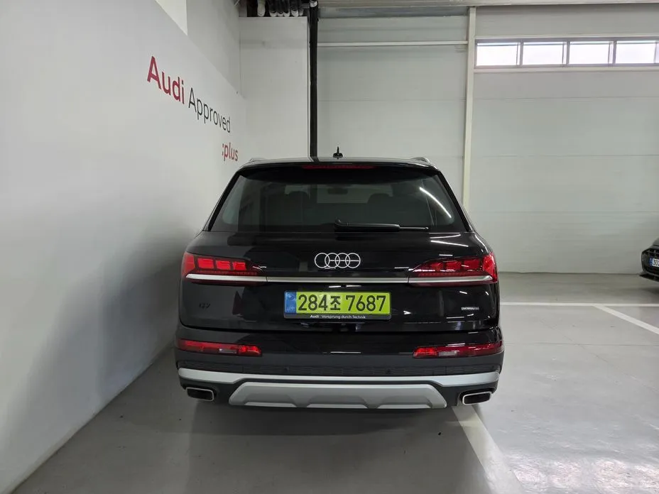 Audi Q7 — фото 5