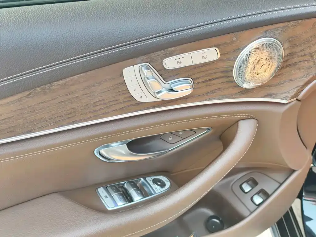 Mercedes-Benz E-Class New Energy — фото 3
