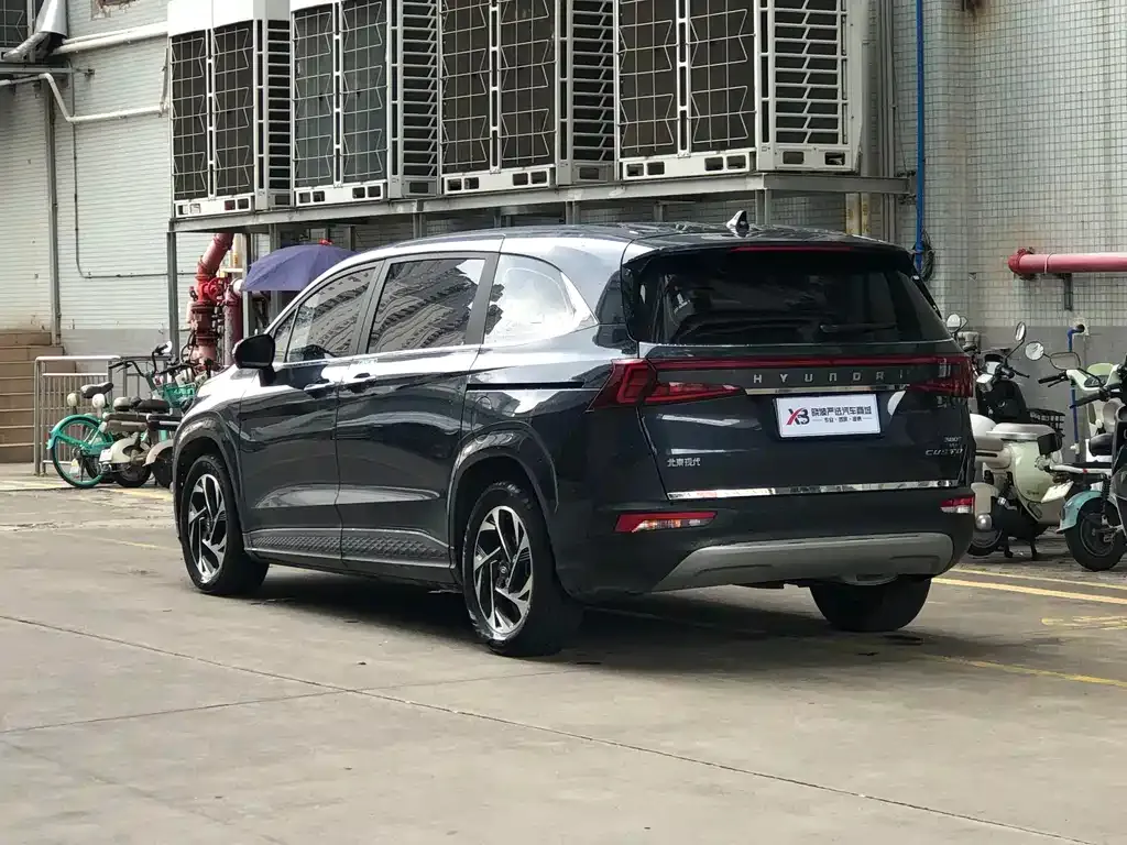 Hyundai Custo — фото 10