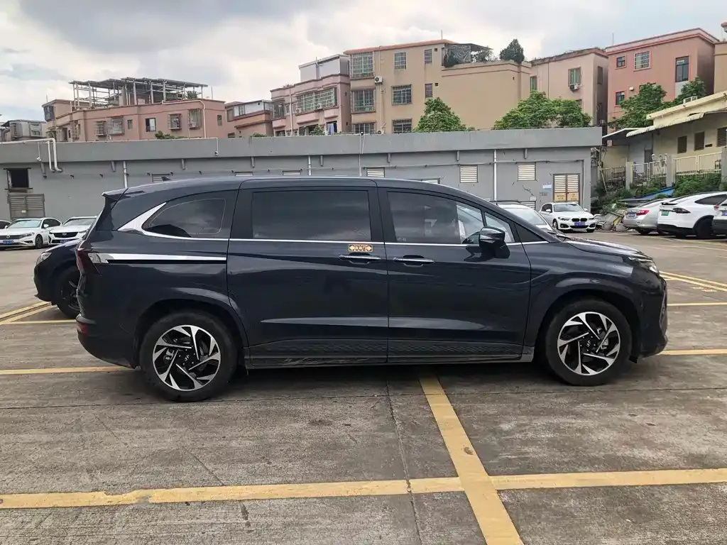 Hyundai Custo — фото 6