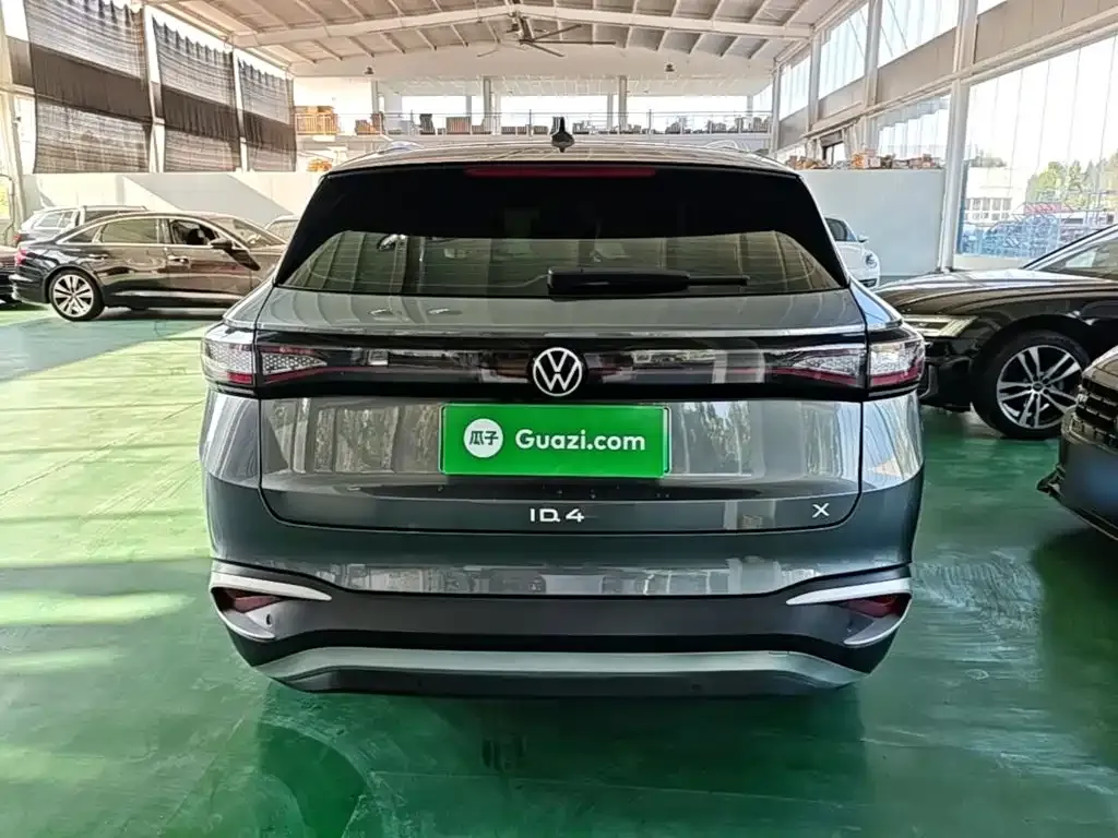 Volkswagen ID.4 X — фото 9