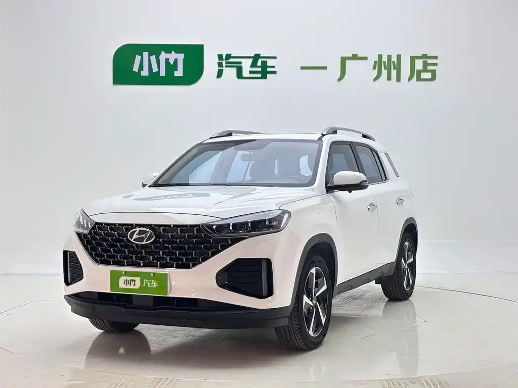 Hyundai ix35 — фото 1