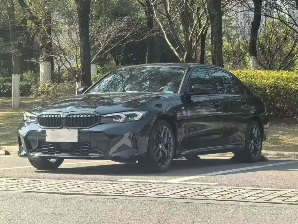 BMW 3 Series — фото 1