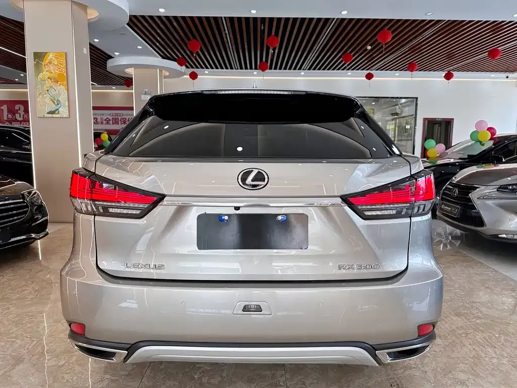 Lexus RX — фото 6