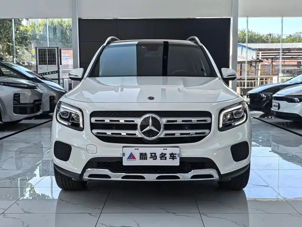 Mercedes-Benz GLB — фото 5