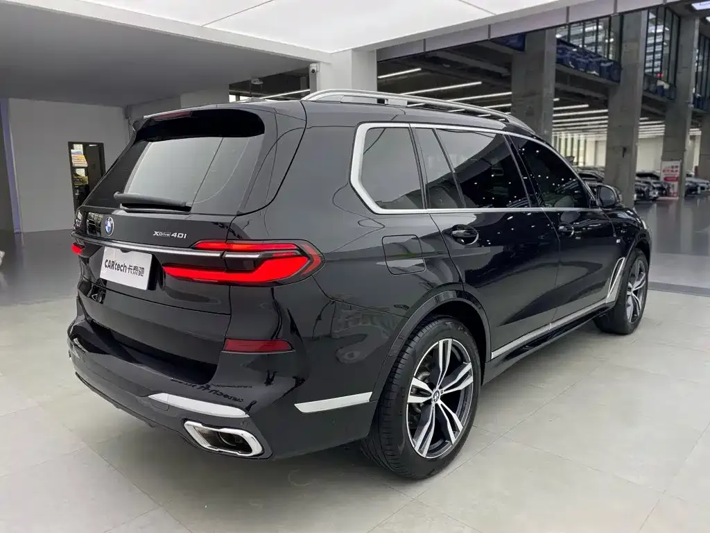 BMW X7 — фото 9