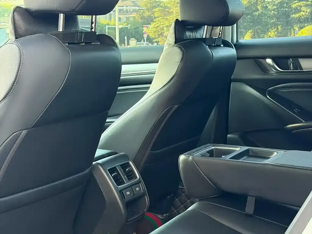 Honda Accord — фото 2