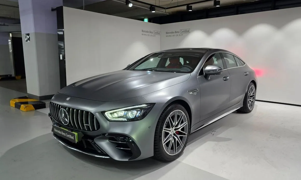 Mercedes-Benz AMG GT — фото 1