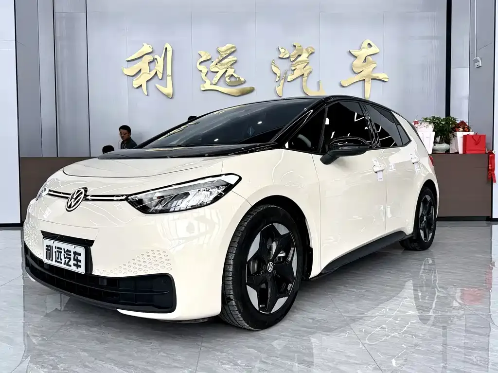 Volkswagen ID.3 — фото 1