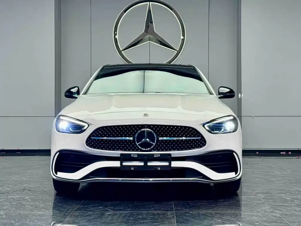 Mercedes-Benz C-Class — фото 4