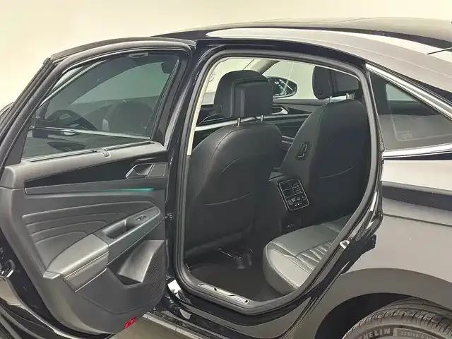 Volkswagen Passat — фото 4