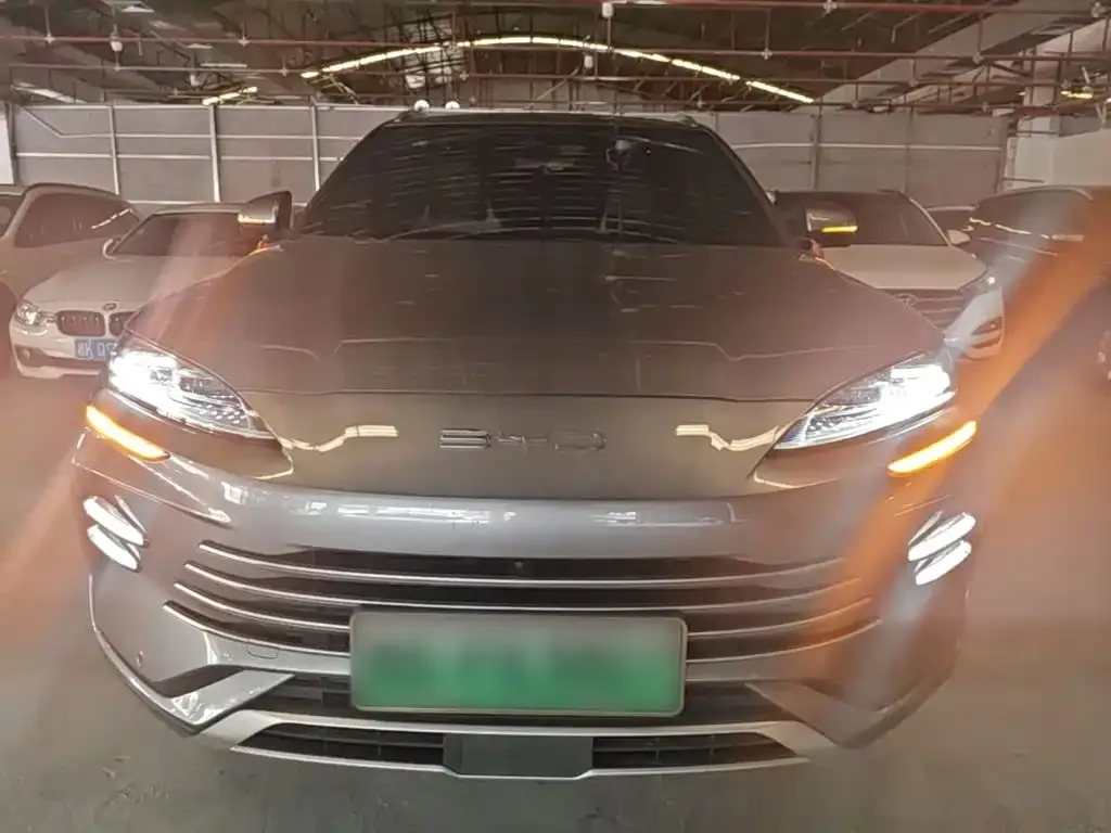 BYD PLUS New Energy — фото 6