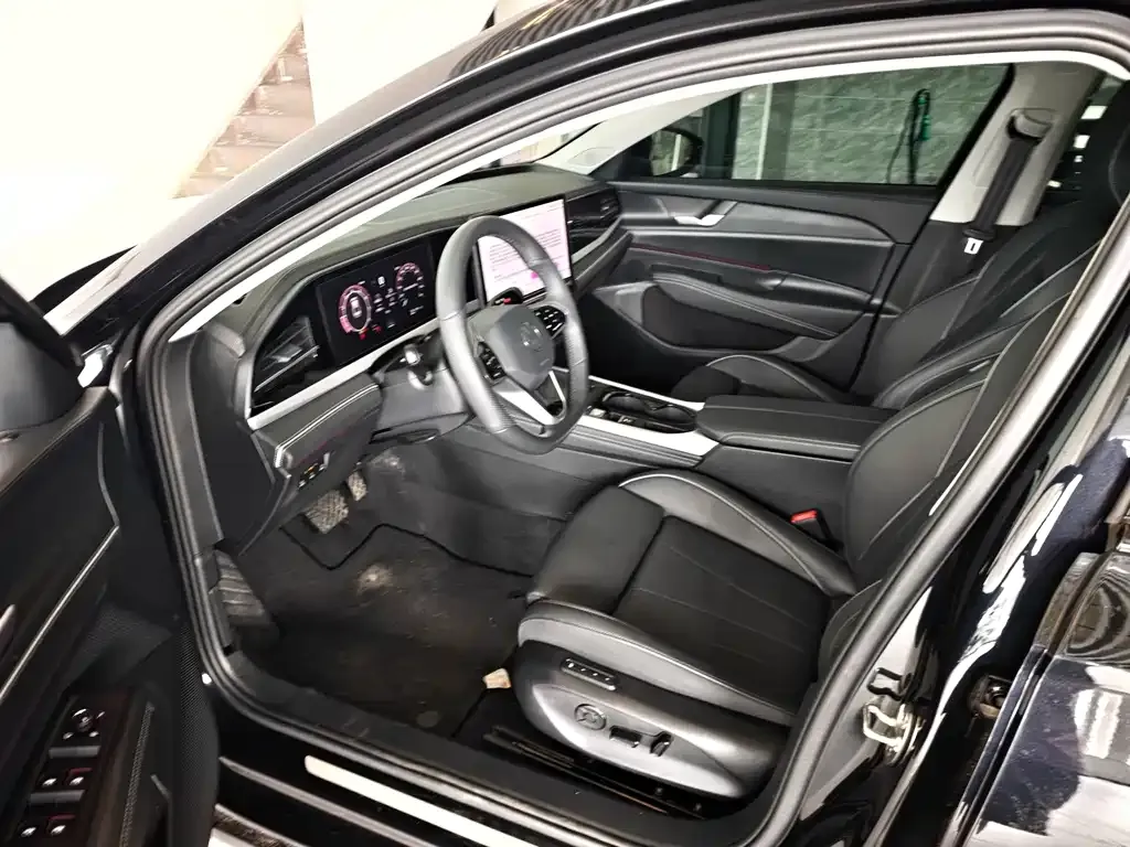 Volkswagen Passat — фото 3
