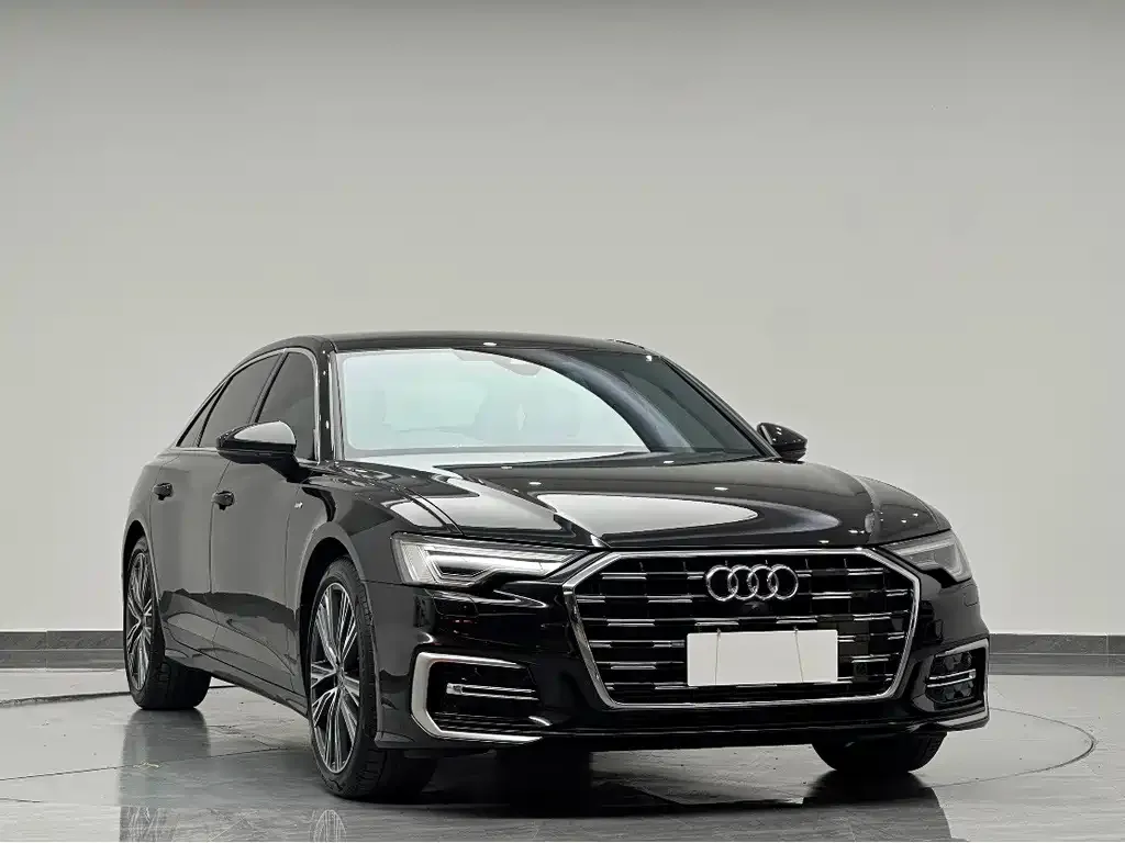 Audi A6L — фото 9