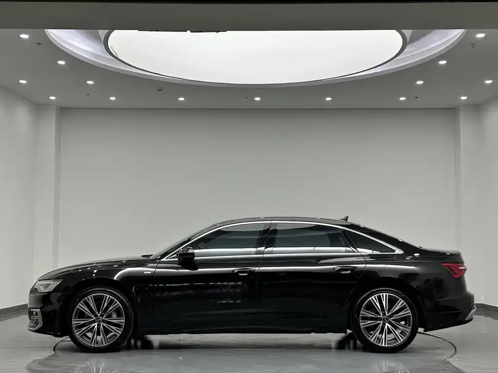 Audi A6L — фото 4