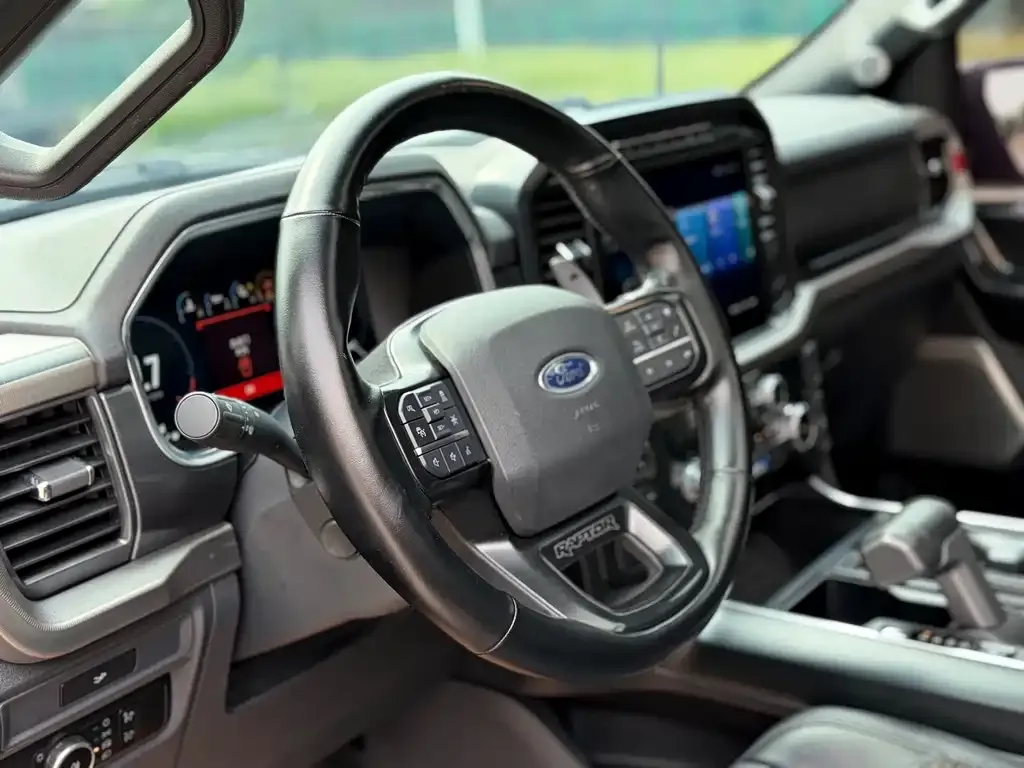 Ford F-150 Raptor — фото 8