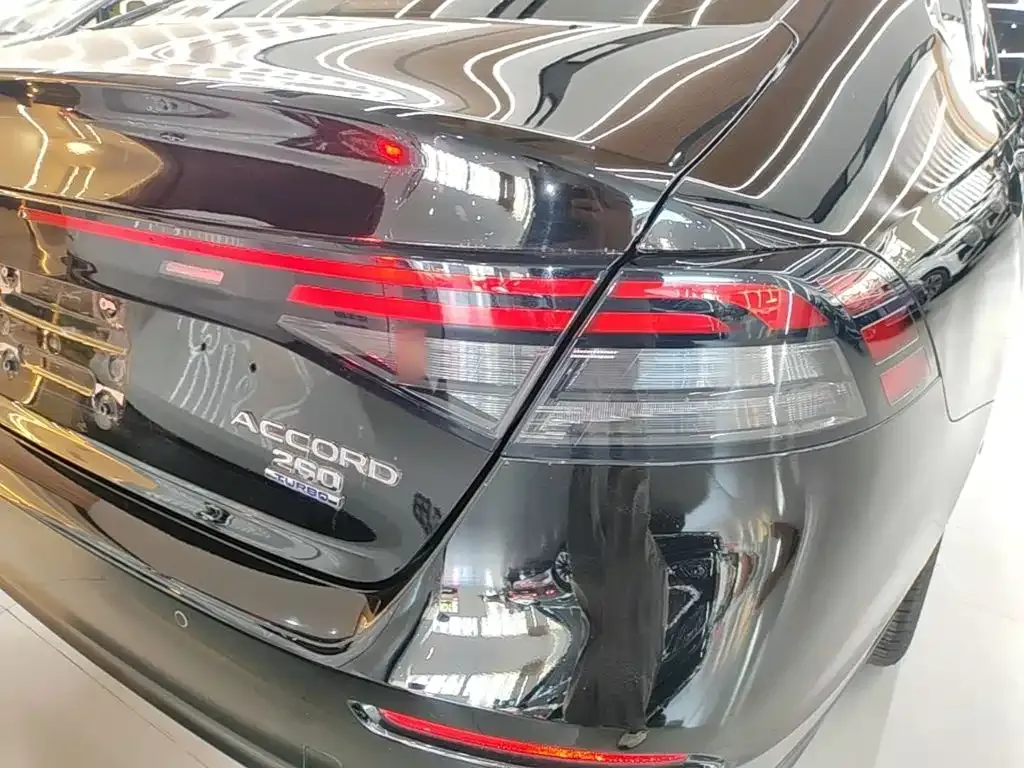 Honda Accord — фото 2