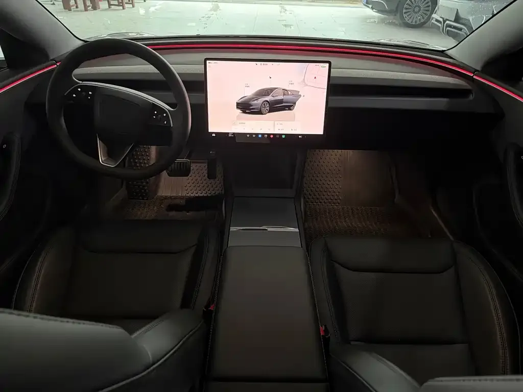 Tesla Model 3 — фото 2