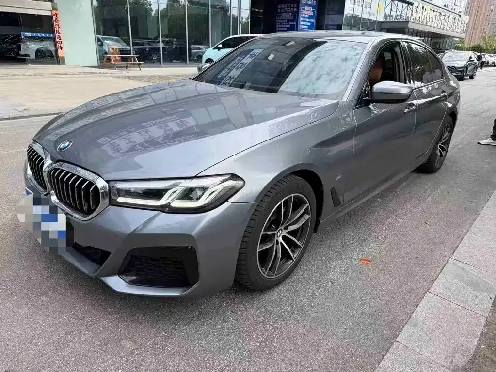 BMW 5 Series (Import) — фото 1