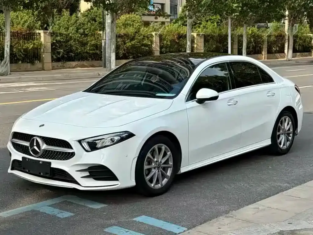 Mercedes-Benz A-Class — фото 1