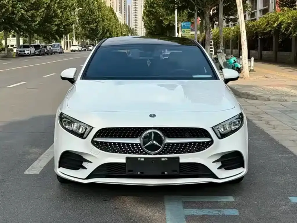 Mercedes-Benz A-Class — фото 9