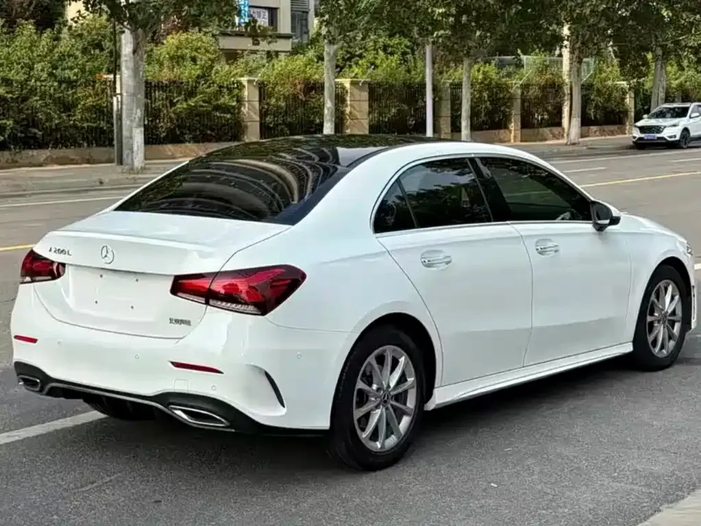 Mercedes-Benz A-Class — фото 2
