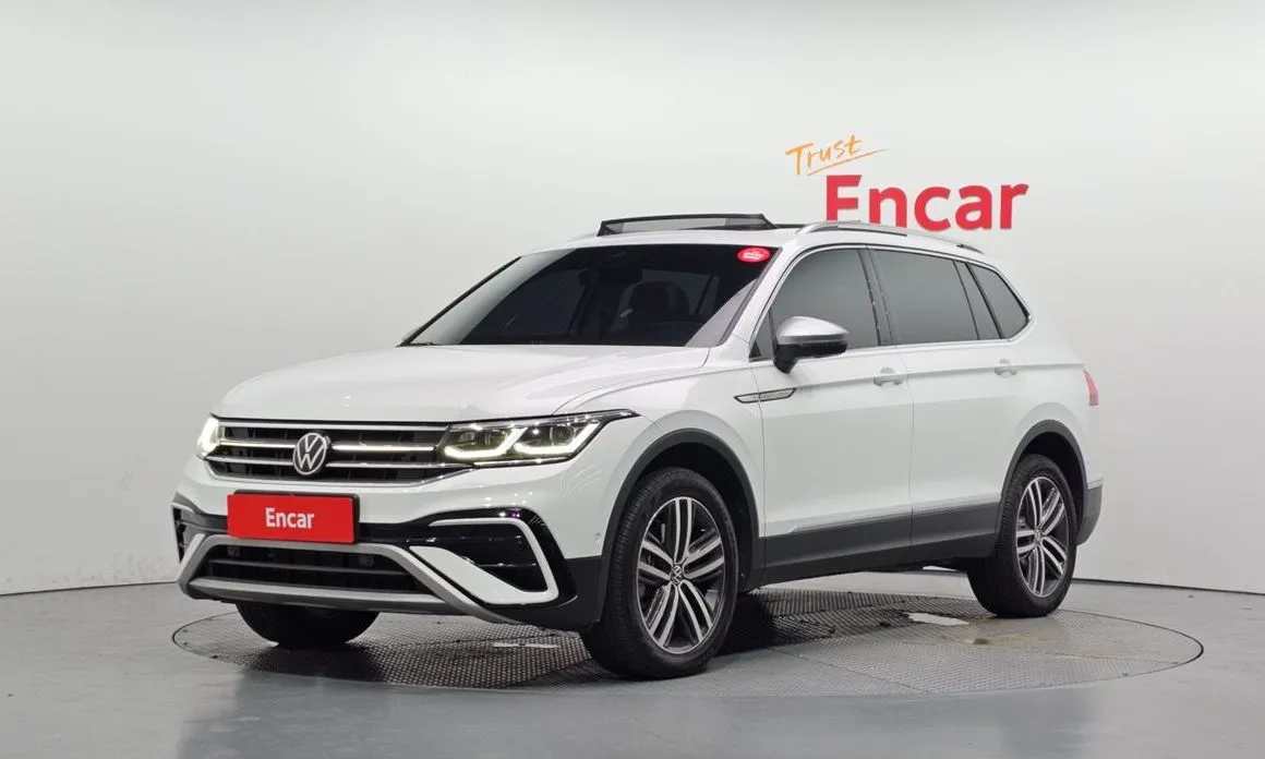 Volkswagen Tiguan — фото 1
