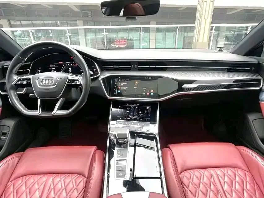 Audi A7L — фото 5