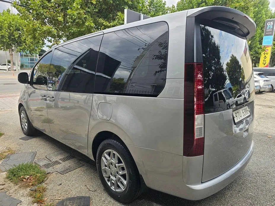 Hyundai Staria — фото 8