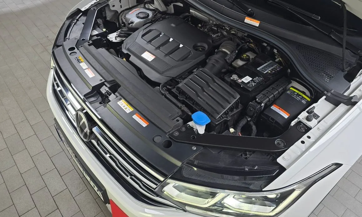 Volkswagen Tiguan — фото 9