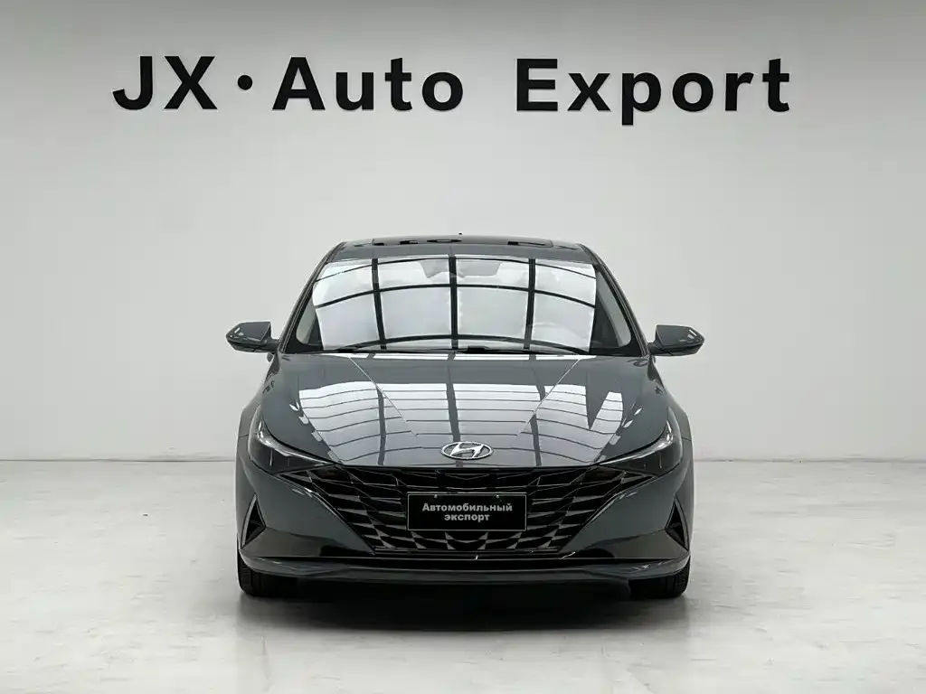 Hyundai Elantra — фото 3