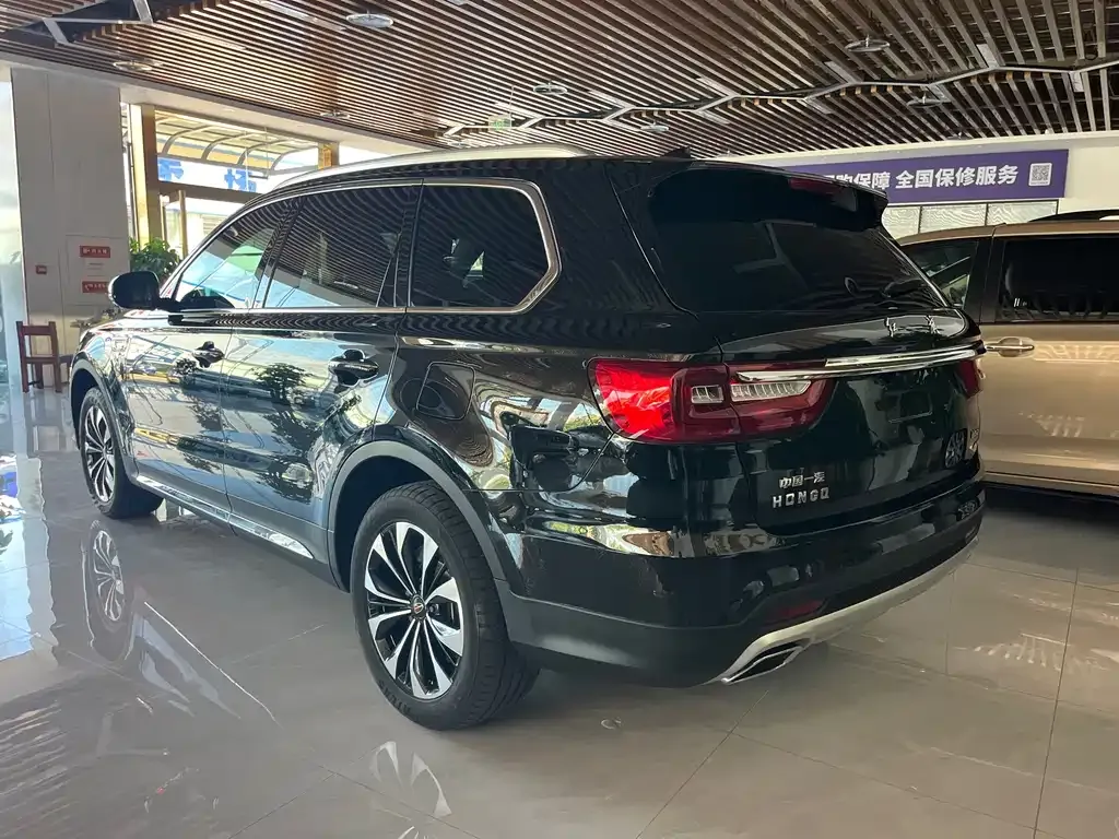Hongqi HS7 — фото 9