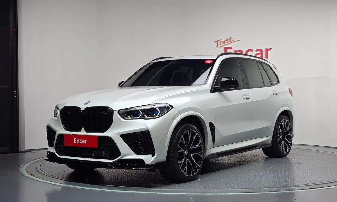 BMW X5M — фото 1