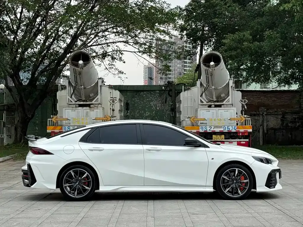 GAC Motor Shadow Leopard — фото 10