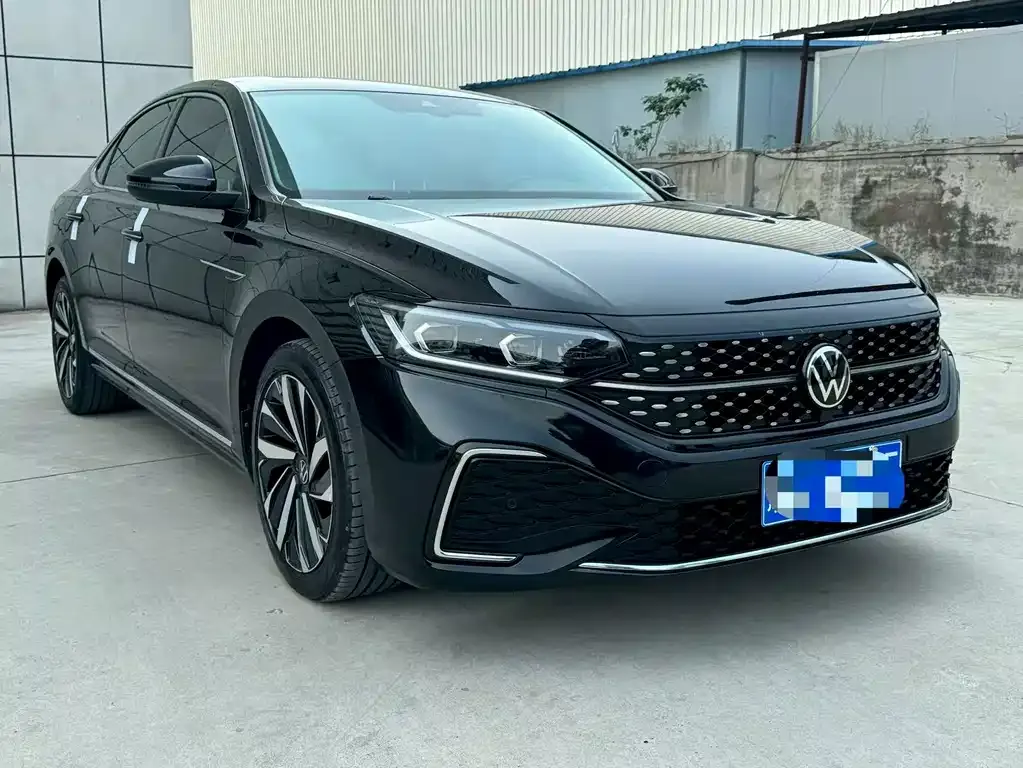 Volkswagen Passat — фото 4