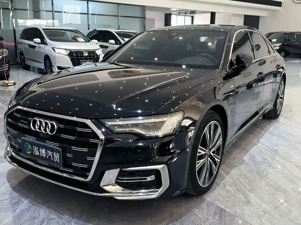 Audi A6L — фото 1