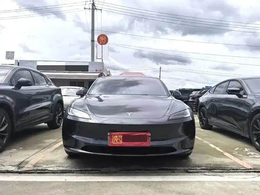 Tesla Model 3 — фото 5
