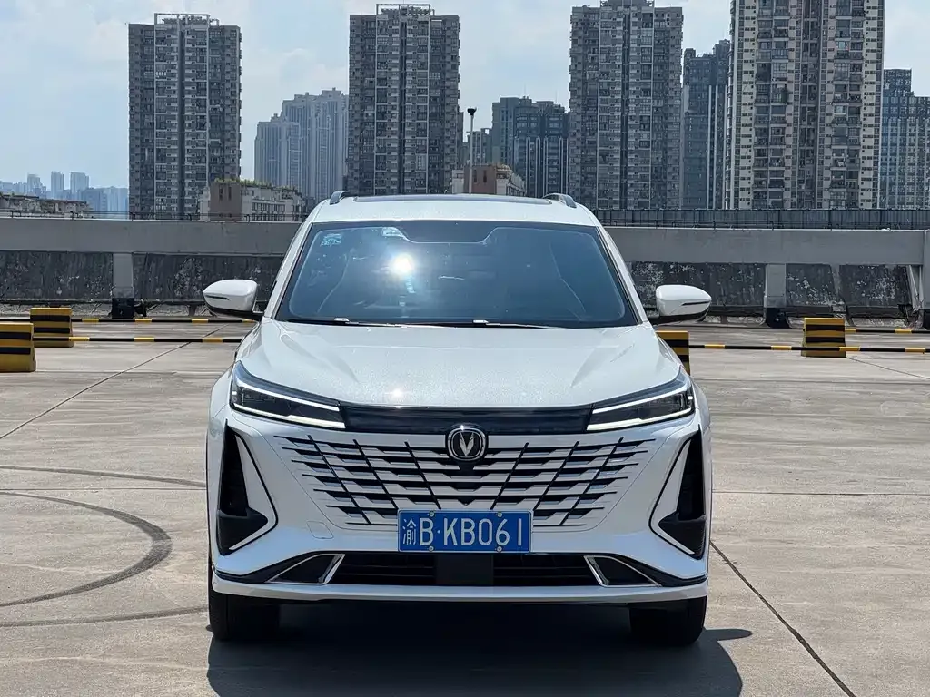 Changan CS75 PLUS — фото 3