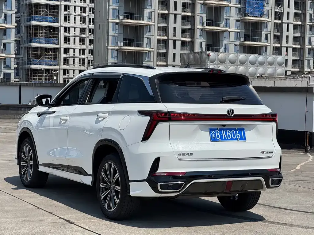 Changan CS75 PLUS — фото 4