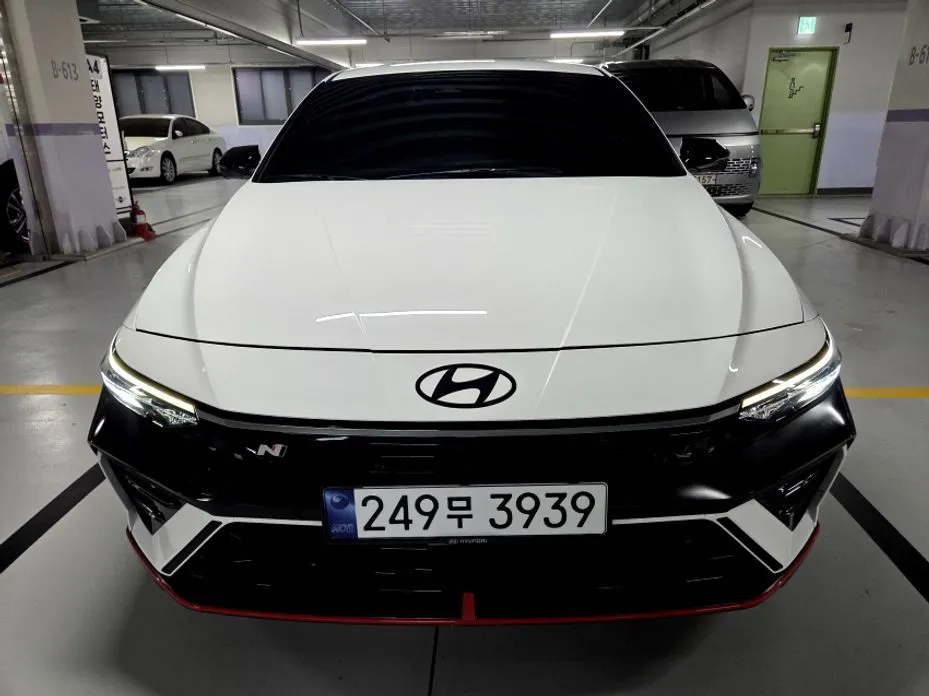 Hyundai AVANTE — фото 1