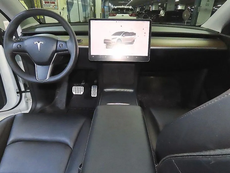 Tesla Model Y — фото 5